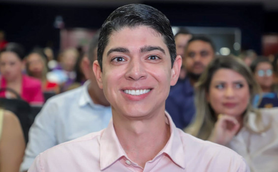 Em Paraíso, governador Wanderlei Barbosa premia escolas estaduais e anuncia mais de R$ 4 milhões para novas obras em Araguacema e Lagoa da Confusão 