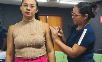 Hospital Regional de Augustinópolis promove vacinação contra Influenza para servidores