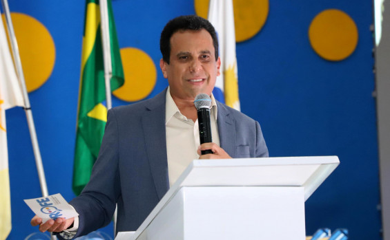 Governo do Tocantins entrega reforma do Colégio Estadual Rachel de Queiroz no valor de mais de R$ 1,7 milhão e premia escolas que se destacaram na educação em Palmas