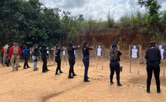 Polícia Civil realiza curso prático de Manuseio de Pistola com 50 mulheres servidoras da Segurança Pública em Palmas