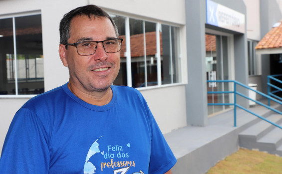 Em Palmas, governador Wanderlei Barbosa entrega reforma do CEM Castro Alves com investimento de R$ 2,3 milhões