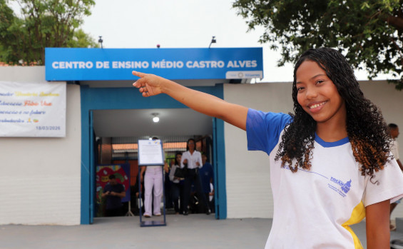 Em Palmas, governador Wanderlei Barbosa entrega reforma do CEM Castro Alves com investimento de R$ 2,3 milhões