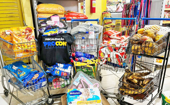 Procon Tocantins apreende mais de 8 mil produtos durante a Operação de Olho no Prazo de Validade 