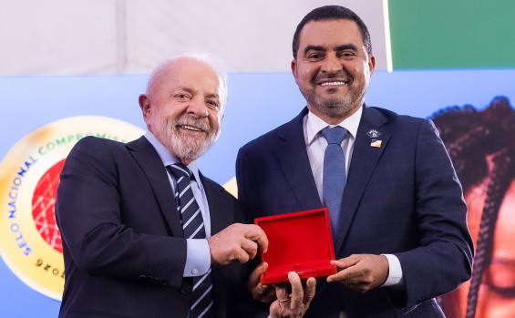 Em Brasília, governador Wanderlei Barbosa recebe Selo Ouro que reconhece o Tocantins como único estado do Norte em alfabetização na idade certa
