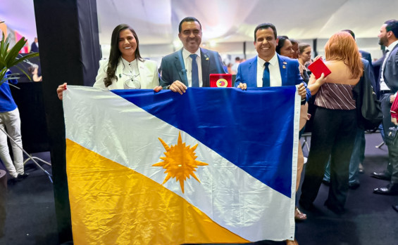 Em Brasília, governador Wanderlei Barbosa recebe Selo Ouro que reconhece o Tocantins como único estado do Norte em alfabetização na idade certa