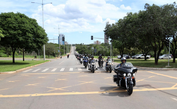 Em Palmas, Governador Wanderlei Barbosa participa do 2º Encontro Nacional Motociclístico do Giro 