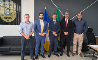 Polícia Civil discute gestão e destinação de veículos apreendidos em ações policiais
