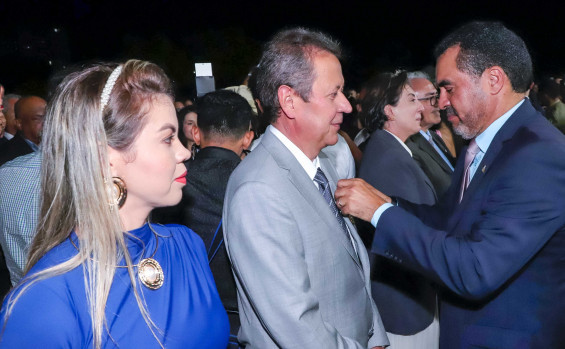 Governador do Tocantins Wanderlei Barbosa participa da passagem de comando da Polícia Militar e destaca redução de 37% da criminalidade no estado