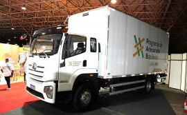 Governo do Tocantins recebe veículos e equipamentos para coordenação estadual do Programa do Artesanato Brasileiro
