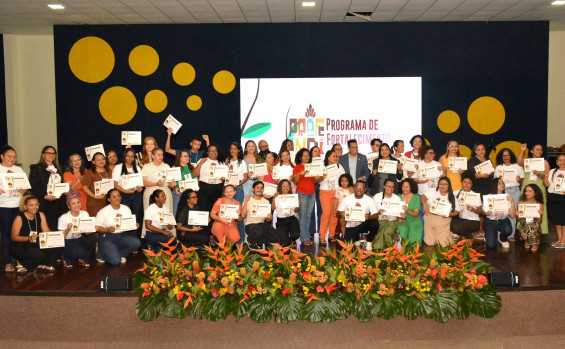 Governo do Tocantins premia escolas das redes estadual e municipal com o Selo Escola Antirracista 2025 