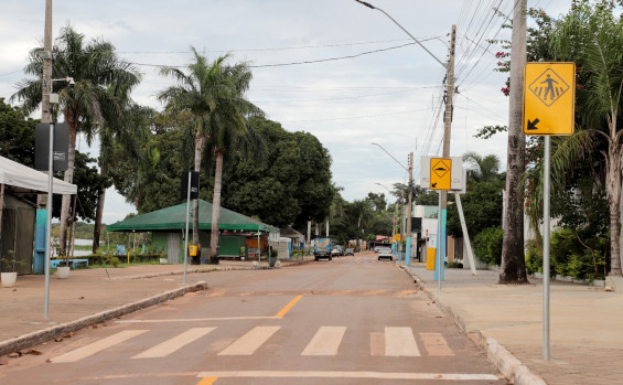 Governo do Tocantins alcança 83% de execução da primeira fase do projeto de sinalização viária em municípios do interior do estado 