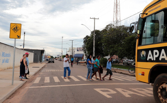 Governo do Tocantins alcança 83% de execução da primeira fase do projeto de sinalização viária em municípios do interior do estado 