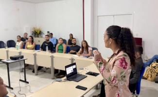 Jucetins realiza palestra sobre educação financeira e incentiva consumo consciente
