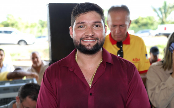 Governador Wanderlei Barbosa autoriza obra de cerca de 80 km na TO-010 e reforça logística no Bico do Papagaio