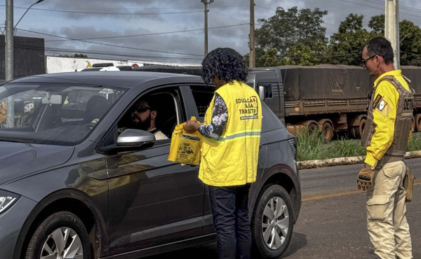 Governo do Tocantins realiza ações de conscientização na TO-080 para reduzir sinistros
                    Ação do Detran/TO e do BPMRED foca em trecho crítico que concentra cerca de 40% das ocorrências nas rodovias estaduais