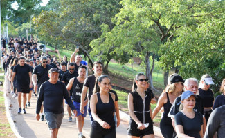 2ª Caminhada do Dia do Policial Civil mobiliza cerca de 200 pessoas no Parque Cesamar, em Palmas, e reforça cuidado com a saúde