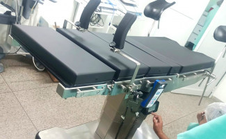 SES-TO reforça estrutura do Hospital Regional de Araguaína com entrega de mesa cirúrgica
