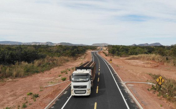 Com investimento superior a R$ 68,3 milhões, obra executada pelo Governo do Tocantins fortalece a infraestrutura viária, amplia a mobilidade e impulsiona o desenvolvimento regional, beneficiando a população em geral - Adilvan Nogueira/Governo do Tocantins