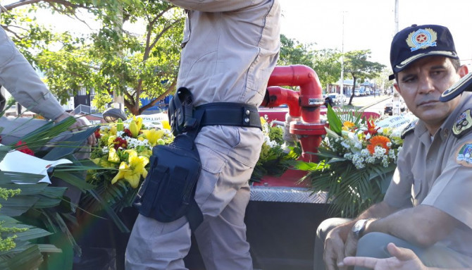 Corpo de soldado morto na Barra é enterrado sob palmas de policiais e  amigos - Sertão em Dia