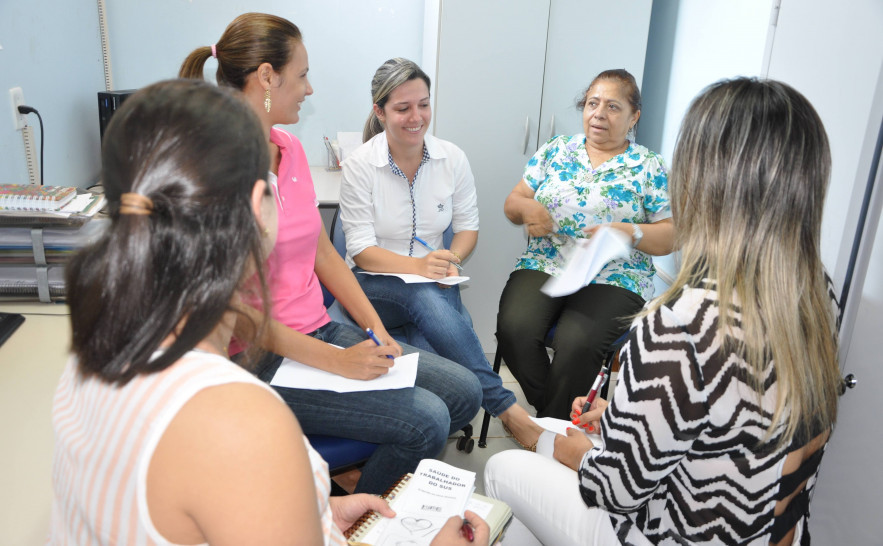 Café com Prosa tem o objetivo de aprimorar os processos de trabalho em equipe multiprofissional no HIP