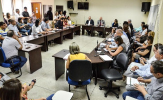 Secretário reúne diretores e reforça preocupação com a população
