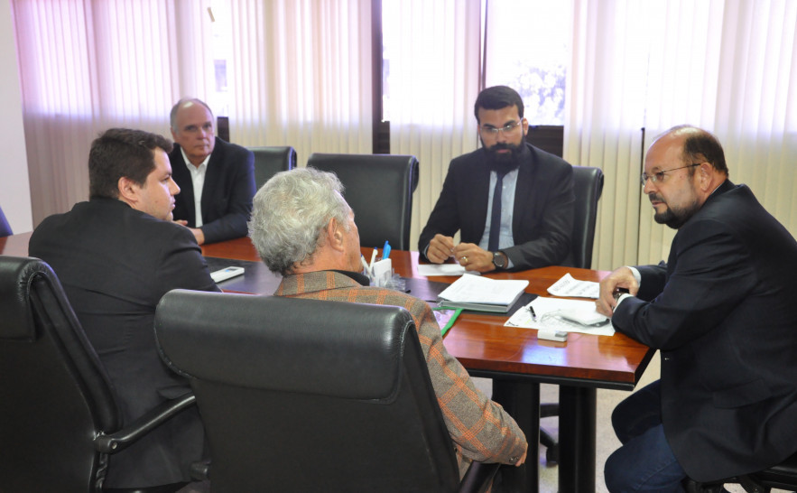 Secretário se mostrou favorável a construção de projetos em conjunto 