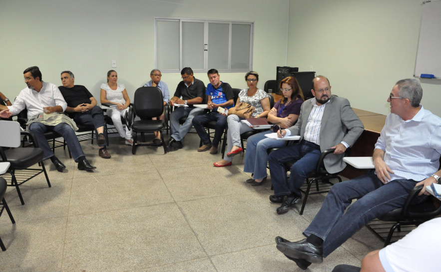 Secretário pediu apoio dos servidores para juntos buscarem soluções 