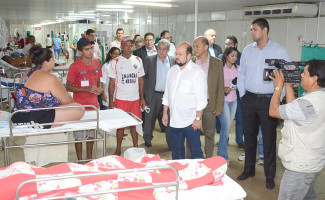 Gabinete de Enfrentamento à Crise visita Hospital Geral 