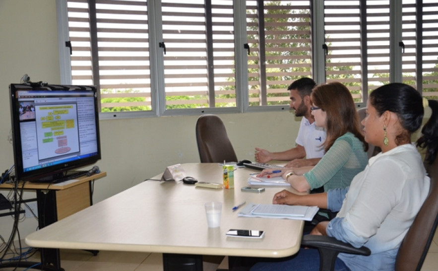 A webconferência é transmitida pelo Telessaúde–TO, na Universidade Federal do Tocantins (UFT), no Bloco Bala 01