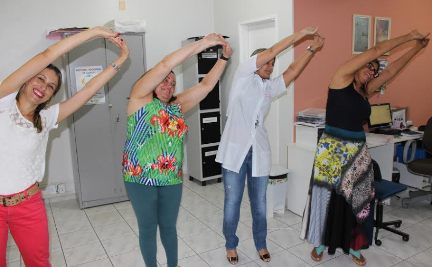  Equipes do  Hospital Regional de Gurupi, duas vezes por semana se reúnem para a prática do exercício físico