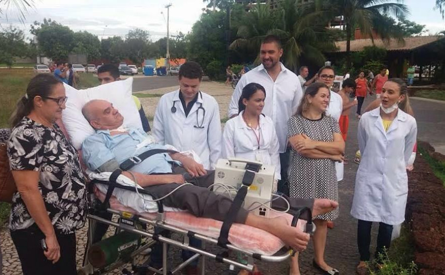 Sue Joaquim na praia da Graciosa - Governo do Tocantins.jpg