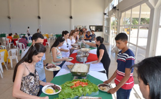 Feijoada do Infantil supera expectativas e reúne centenas de pessoas