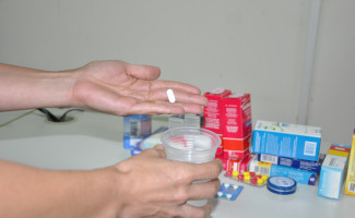 Secretaria de Saúde alerta sobre uso irracional de medicamentos