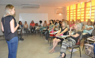 Estado capacita profissionais para atendimentos pediátricos 