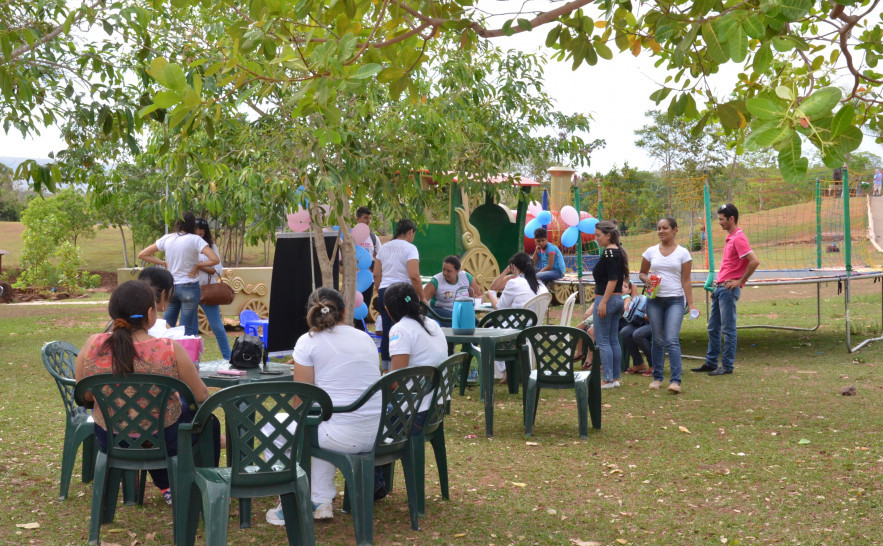 Piquenique foi um momento de confraternização entre equipe e familiares de pacientes com fibrose cística
