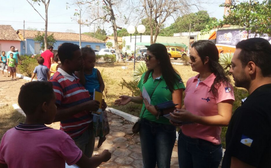 Orientação de Saúde durante o rally dos sertões.jpg
