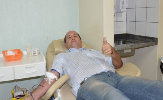 Grupo se solidariza, doa sangue e colabora para salvar vidas 