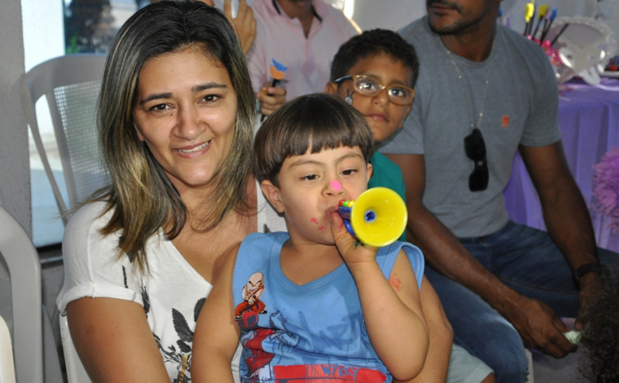 11-10-16 Dia das Crianças CER -Laiany Alves (81).JPG