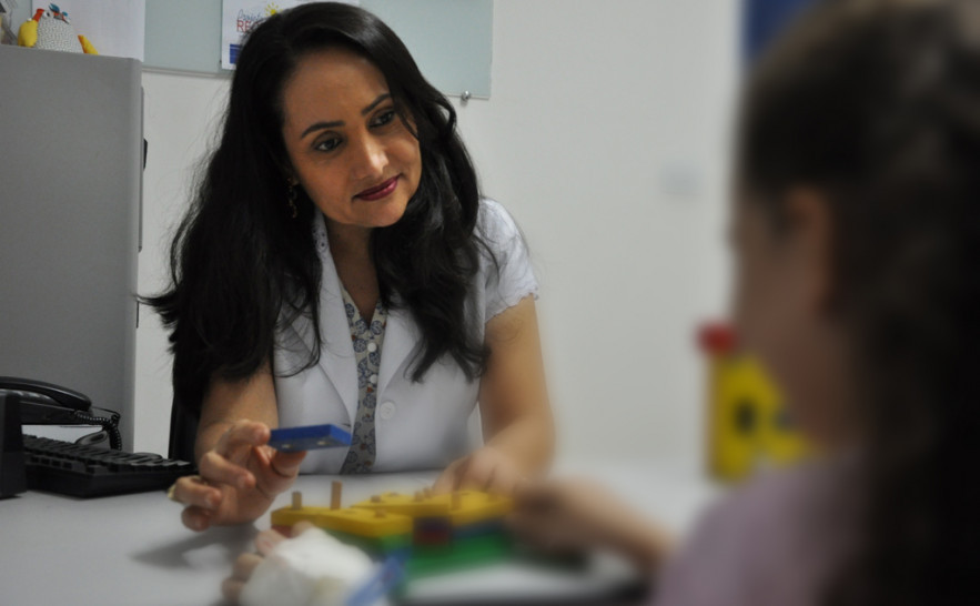 Rosivânia explica como serviço especializado garante atendimento humanizado a vítimas de violência