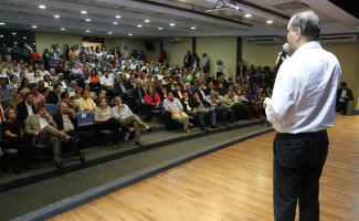 Gestores e ministro dialogam sobre gestão e economia na saúde pública