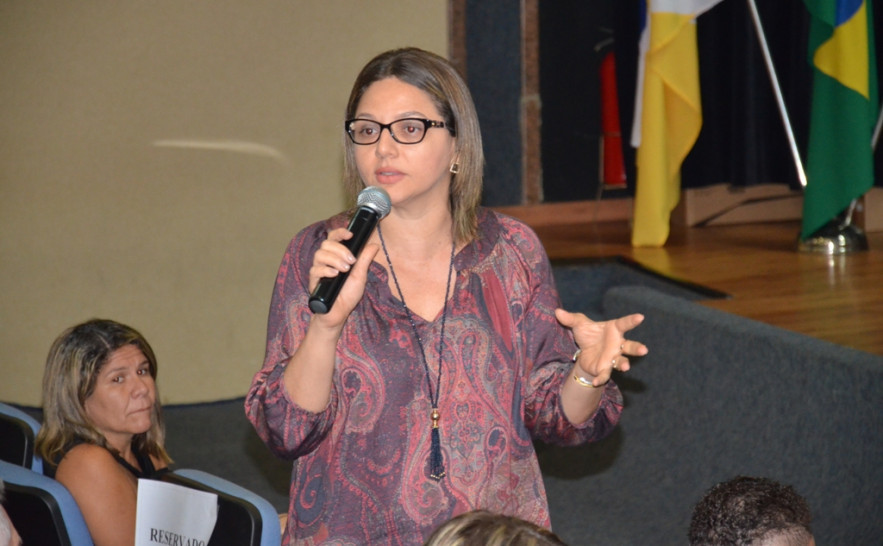 Luiza Regina explica novos gestores serão atualizados sobre a compatibilização dos instrumentos para de gestão e o planejamento do SUS