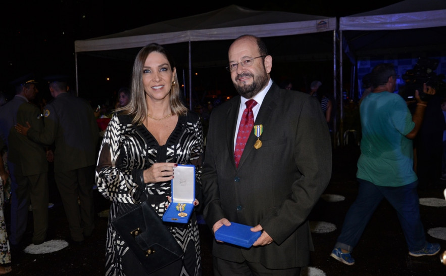 Gestores da Saúde foram agraciados com Medalha Tiradentes - Valdo França.JPG