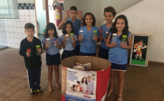Tia Dedé realiza parceria e consegue arrecadar mais de 180 frascos para armazenar leite materno