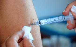 Ampliação do público-alvo: Meninos de 11 a 15 anos incompletos também devem se vacinar contra o HPV