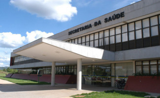 Justiça marca conciliação entre Estado e laboratórios que fornecem medicamentos oncológicos