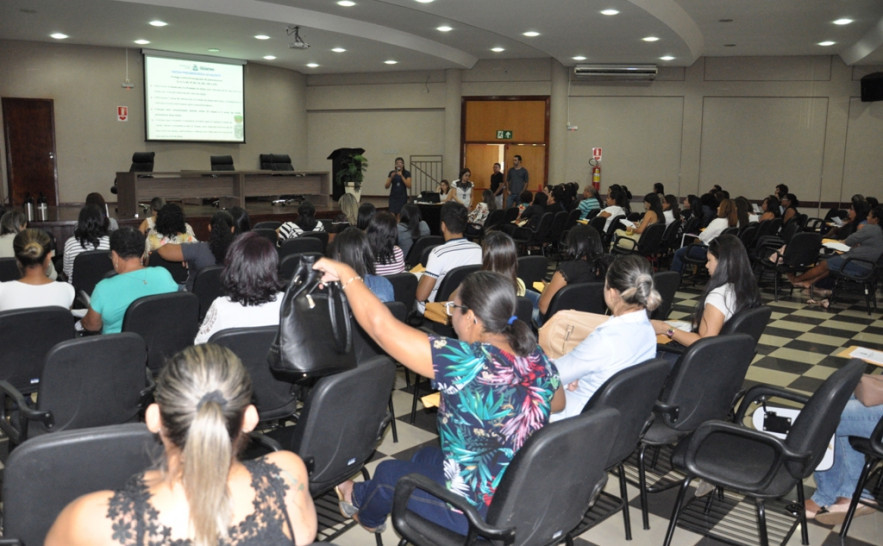 Encontro reuniu profissionais dos 139 municípios - Nielcem Fernandes (12).JPG
