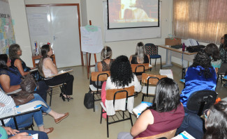 Oficina Interdisciplinar de Saúde capacita servidores do Hospital Dona Regina