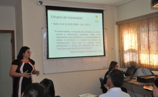 Profissionais do Savis participam de treinamento no Hospital Dona Regina