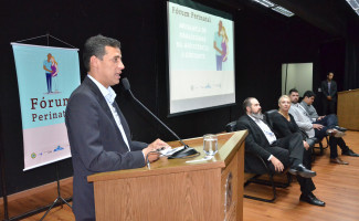 Fórum discute a garantia da assistência universal, integral e igualitária à gestante