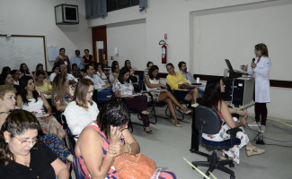 Simpósio de Ginecologia e Mastologia Oncológica do  HGP debate o câncer de mama e de útero